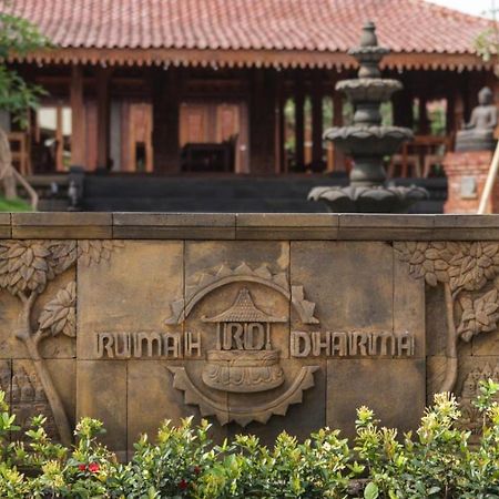 Rumah Dharma Boutique Villa Magelang Buitenkant foto