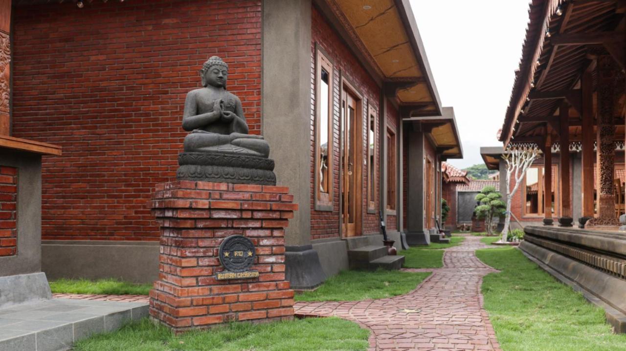 Rumah Dharma Boutique Villa Magelang Buitenkant foto