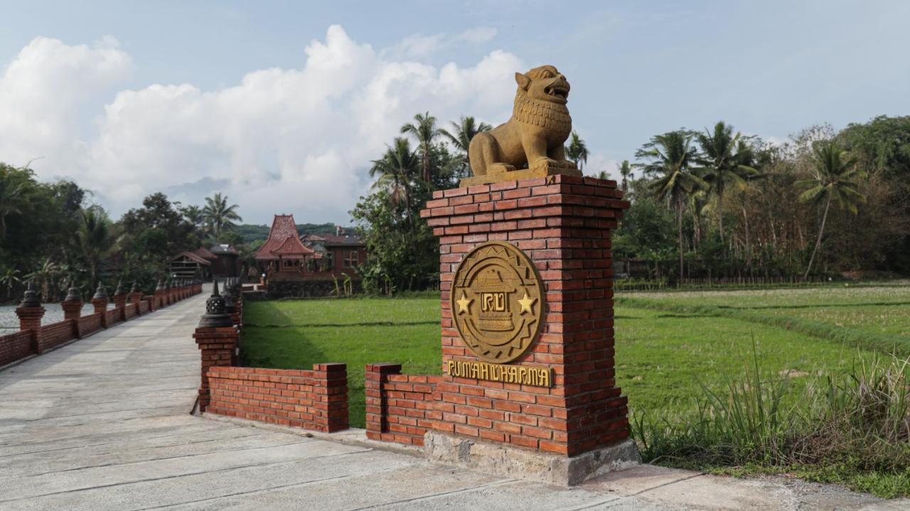 Rumah Dharma Boutique Villa Magelang Buitenkant foto